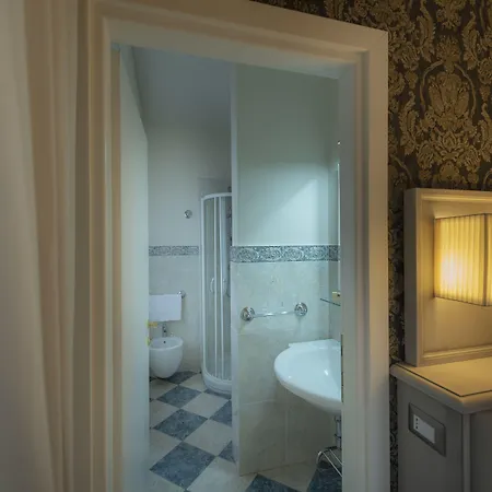 Elda Boutique 3* سيينا