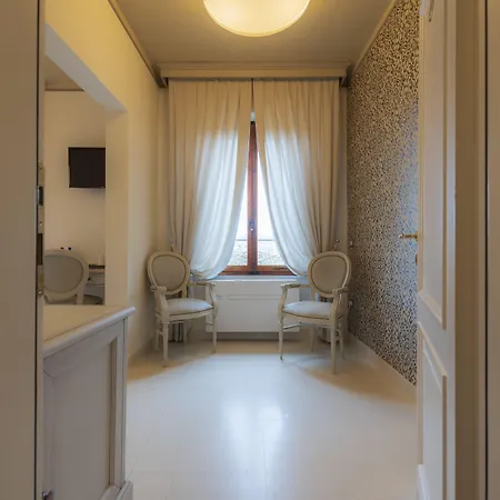 Elda Boutique 3*