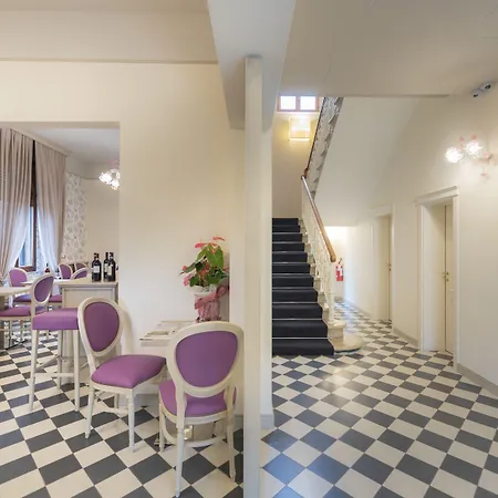 Elda Boutique ホテル シエーナ