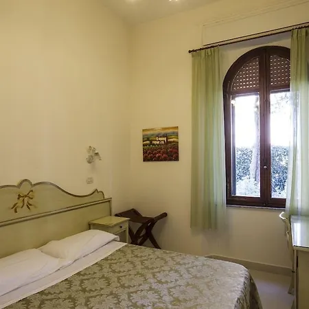 Elda Boutique 3* سيينا