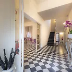 Elda Boutique 3*