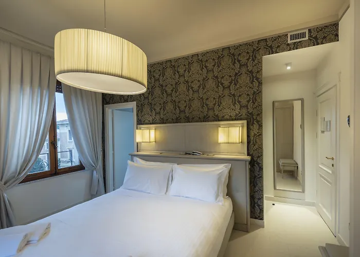 Elda Boutique 3* Siena