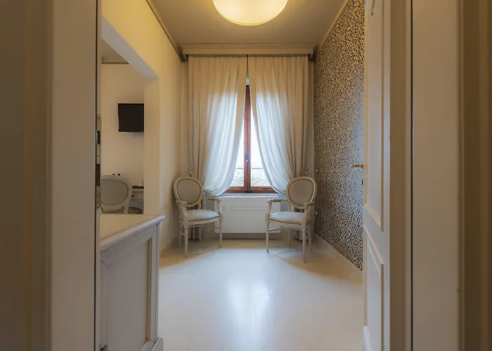 Elda Boutique 3*